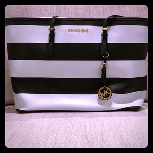 Michael Kors Jet Set Travel Stripe Tote
